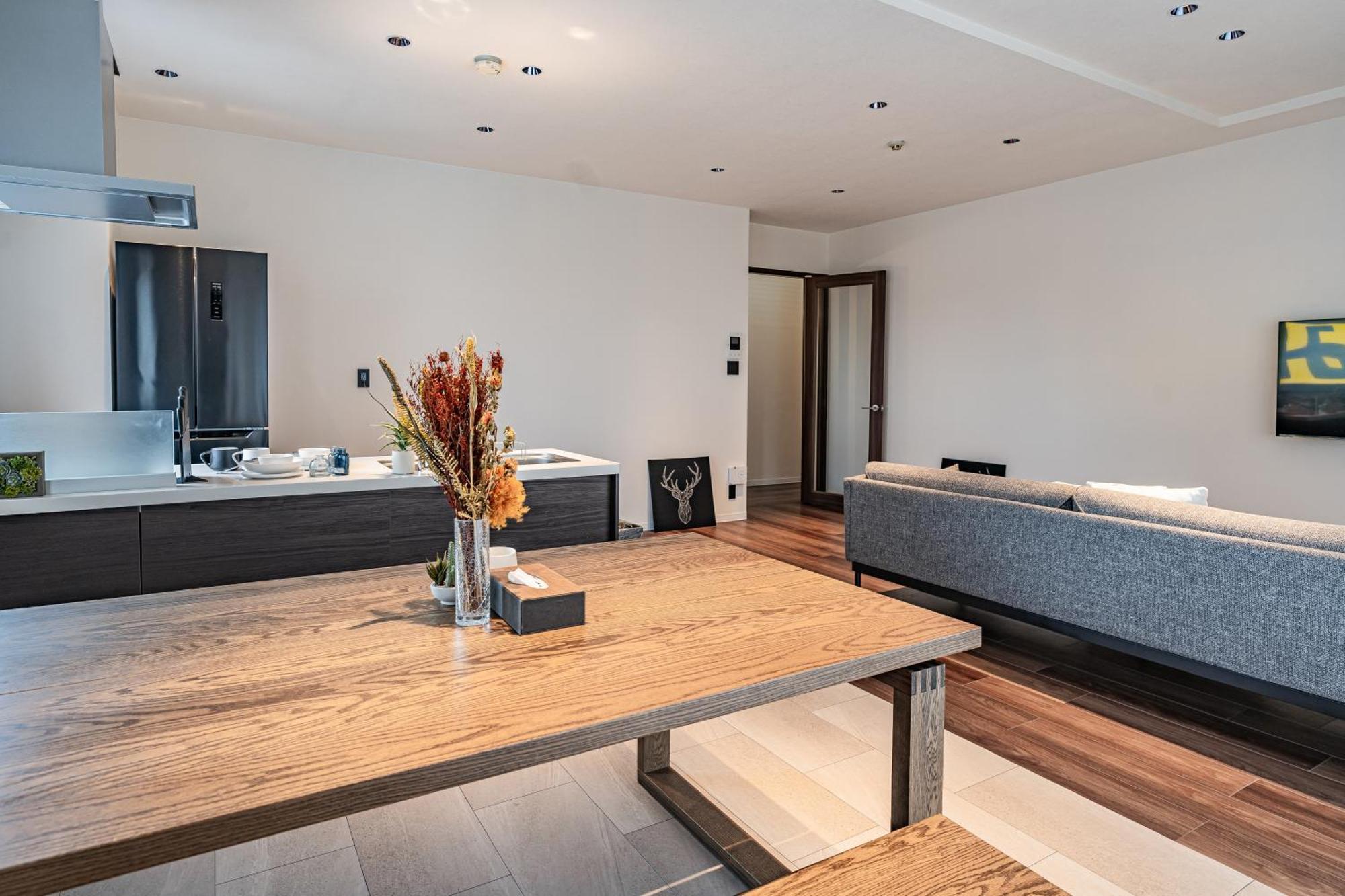 11 Shinsaibashi Amemura 3* 大阪市
